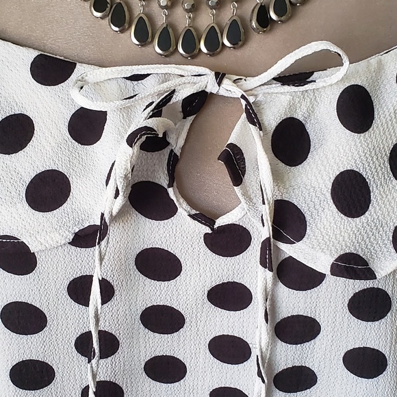 BLACK POLKA DOT ☆ COLD SHOULDER ☆  FLOUNCE TOP ☆ 2x ☆ NWT - Picture 4 of 9